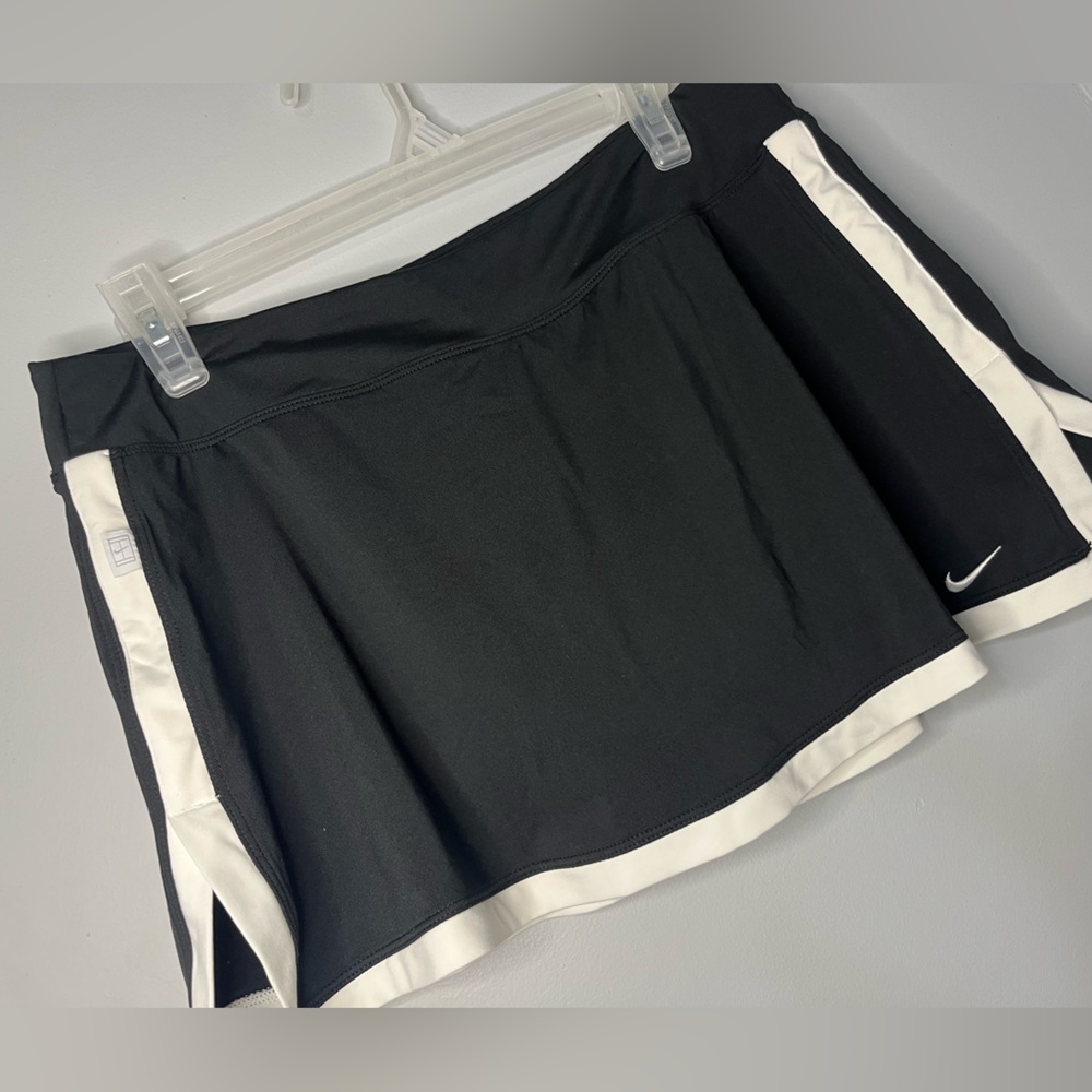 Black and White Nike Mid Rise Waist Tennis Skort